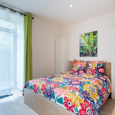 T2 Quiet, City Center, Private Parking Apartment Montpellier