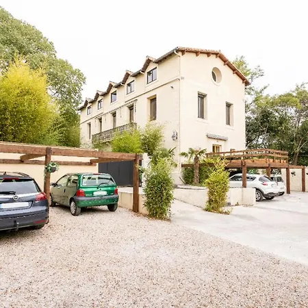 T2 Quiet, City Center, Private Parking *