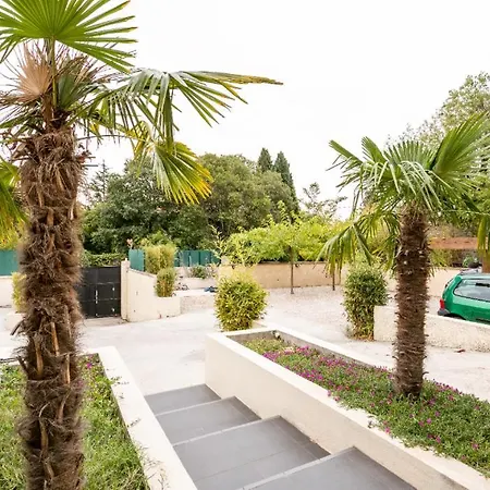 T2 Quiet, City Center, Private Parking Apartment