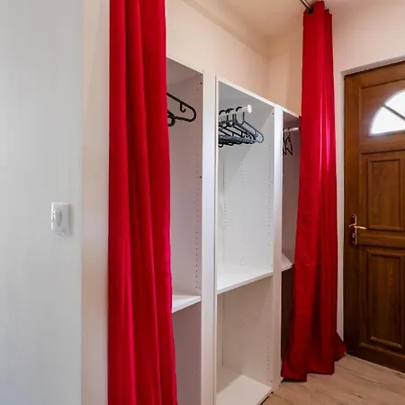 T2 Quiet, City Center, Private Parking Apartment Montpellier