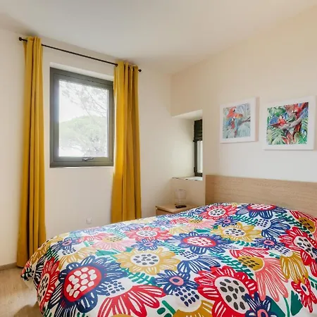 T2 Quiet, City Center, Private Parking * Montpellier