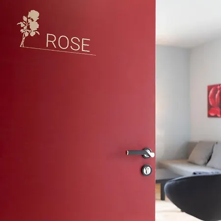 T2 Quiet, City Center, Private Parking Apartment *