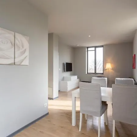 T2 Quiet, City Center, Private Parking