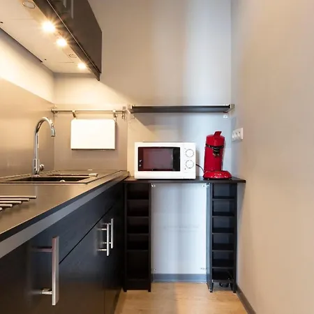 Apartment T2 Quiet, City Center, Private Parking