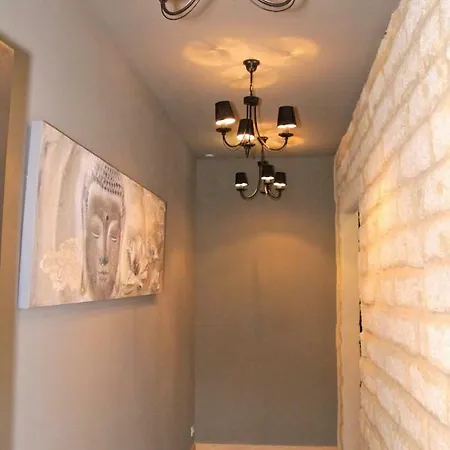 T2 Quiet, City Center, Private Parking * Montpellier